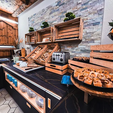 Garni Birkenhof Hotel 2*